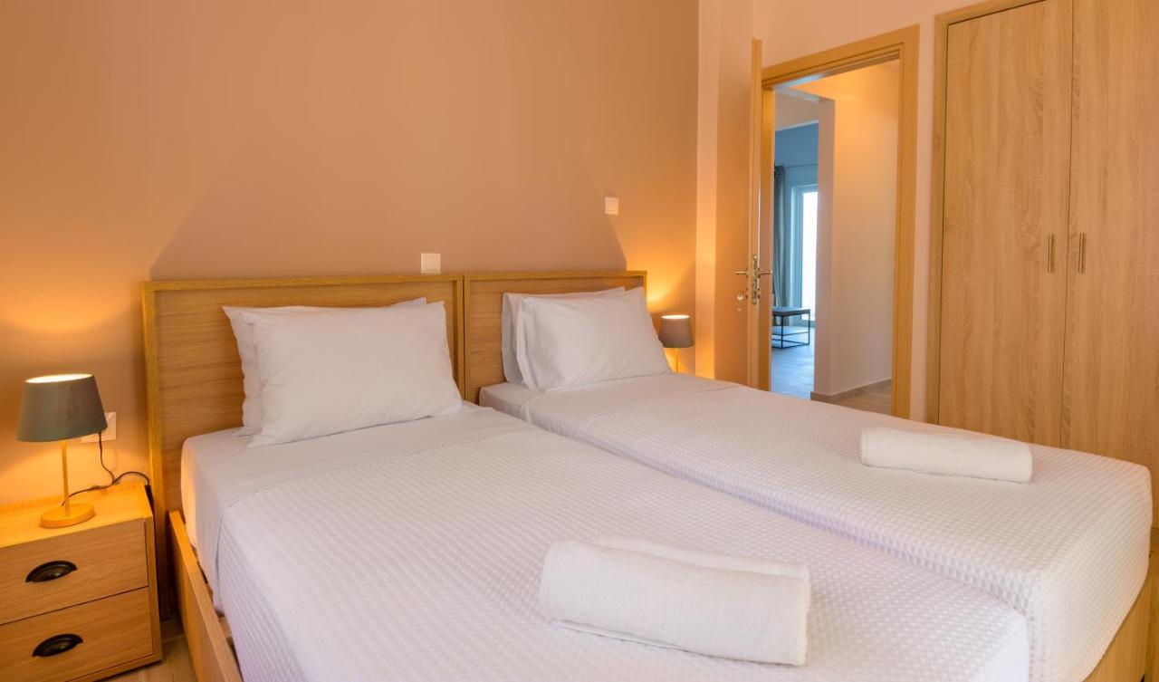 Margarita'S Seafront Luxury Apartment Elounda Eksteriør billede